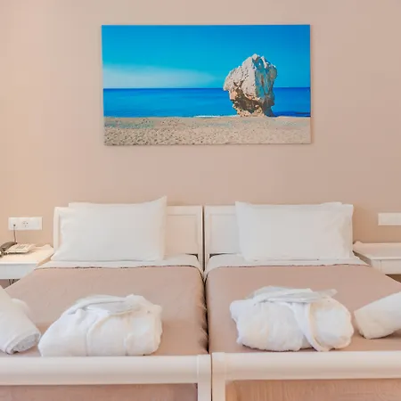 Thalassi Otel 3*